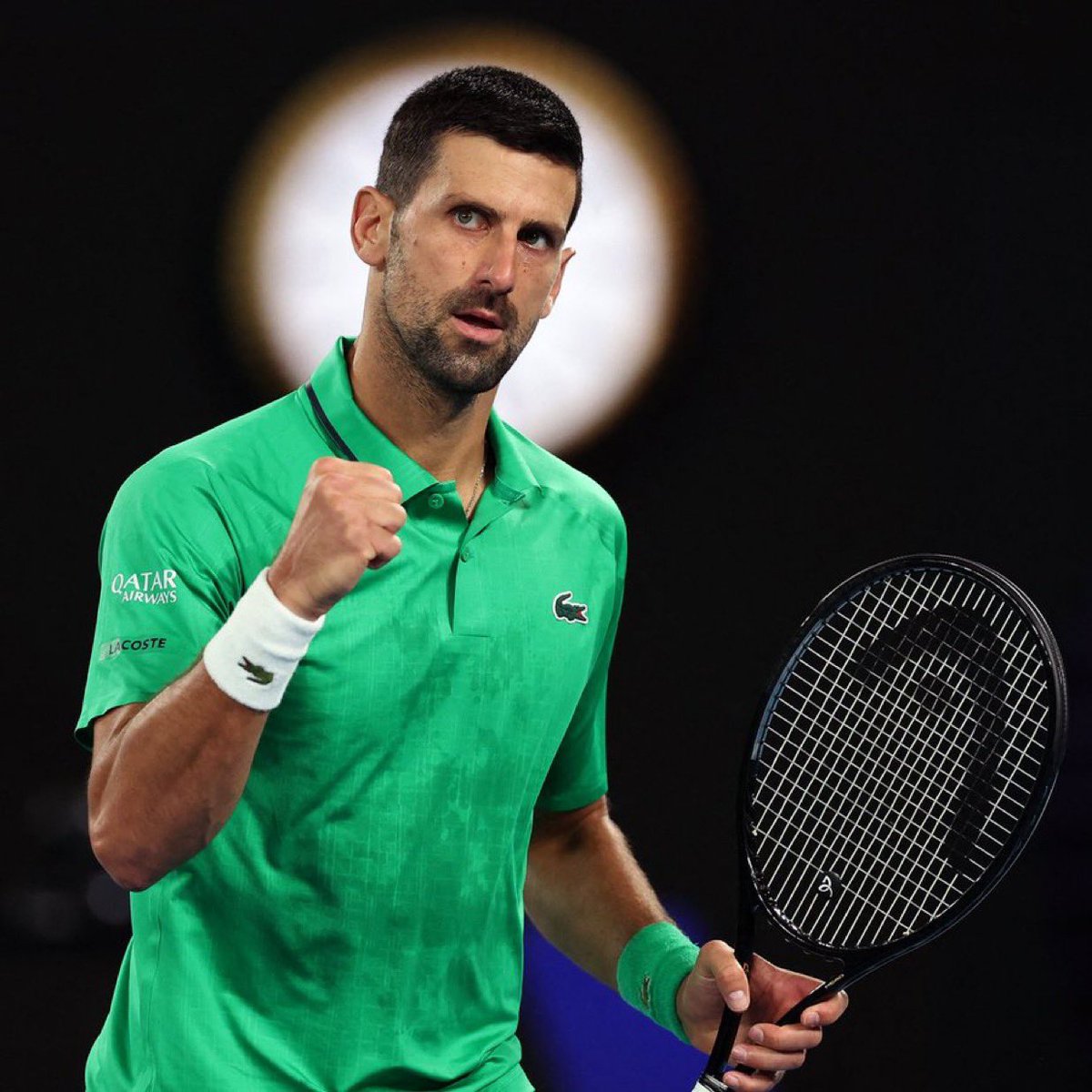 TheTennisLetter's tweet photo. Novak Djokovic becomes the first player, male or female, to win 400 singles matches in Grand Slam events in the Open Era. 

History. 🇷🇸 https://t.co/I8RntJCaLU