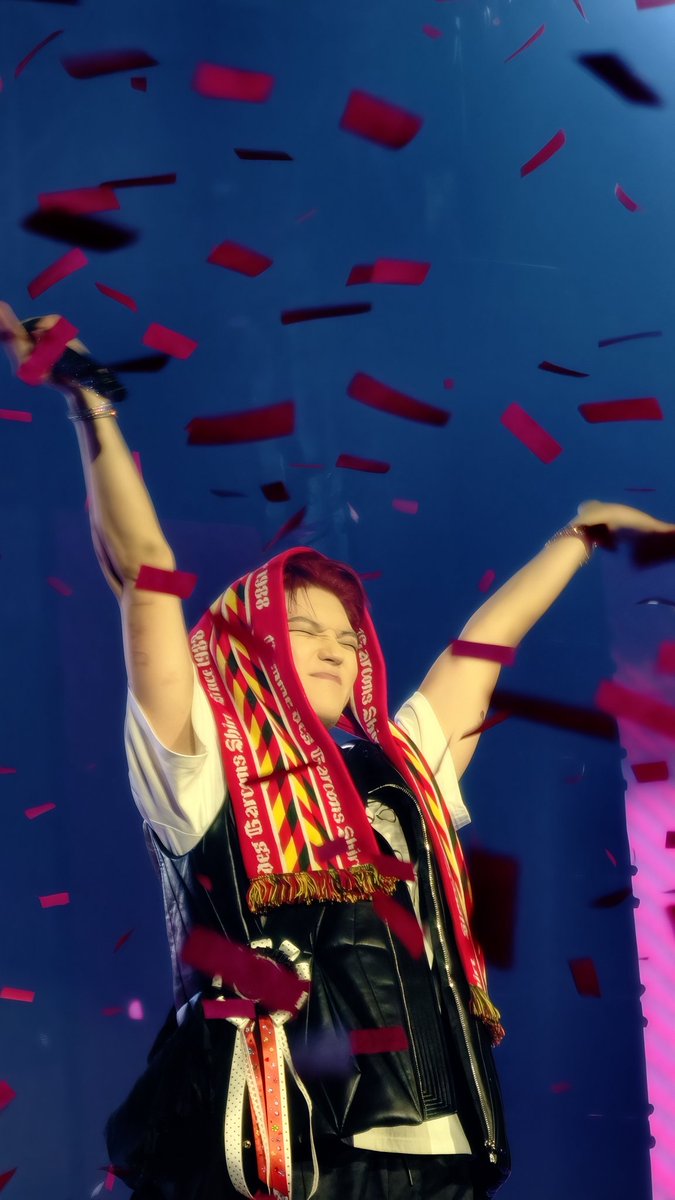 jukjikh's tweet image. Back to the past วันนี้เก่งมาก ไม่ร้องไห้เยยยย เพราะแทยงมีความสุขที่สุด 
#TY_TRACK_REMASTERED
#TY_TRACK_REMASTEREDinSeoul_D1