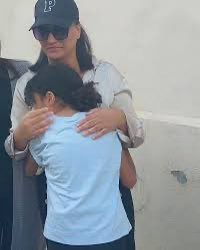 CitizenMediaFR's tweet image. 🇫🇷🇵🇸 FLASH INFO 

Ce vendredi 23 janvier, Amira Zaiter, militante pro-palestinienne, a été condamnée par la justice française à 15 mois de prison ferme, avec maintien en détention.

Cette décision s’accompagne de plusieurs sanctions supplémentaires : une amende de 6 000 euros, le…