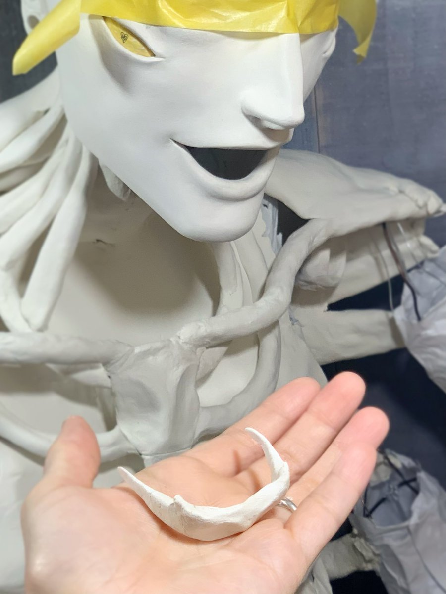 Challecra's tweet image. [Life-sized] Sukuna 💀⛩️ I'll put the trapezius aside for now and do the front side 😅 Scalene muscles! Guess what the part in the last photo is 🦴
【等身大】両面宿儺💀⛩️僧帽筋は一旦保留…先に前面をやっちゃおう😅とりま斜角筋！最後のパーツは何かわかる？🦴
#呪術廻戦 #jjk