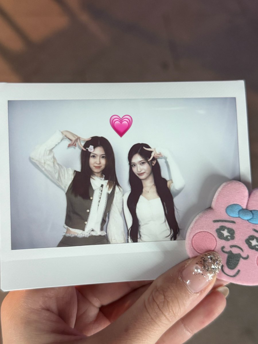 乔乔position tweet media