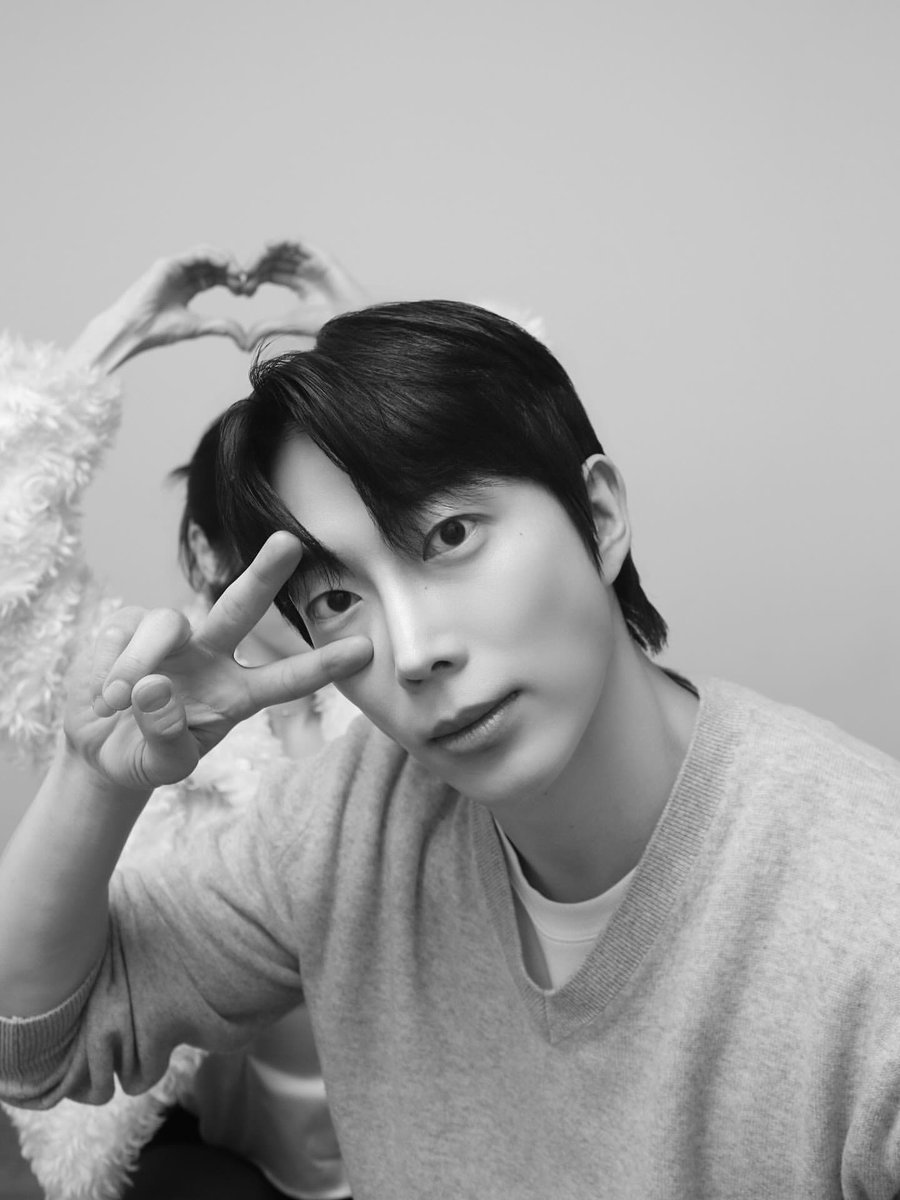 따 -̀◞-́ tweet media