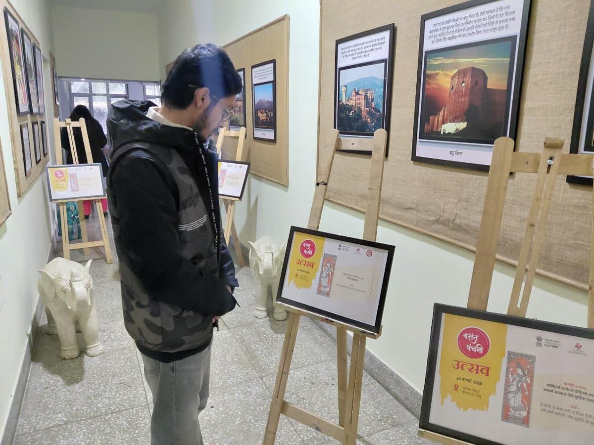 ignca_delhi's tweet image. Indira Gandhi National Centre for the Arts,  Regional Centre Jammu &amp;amp; Kashmir celebrated #BasantPanchami  with Saraswati Puja and the formal launch of its Book Reading Programme, fostering engagement with classical texts, regional literature, and Indian knowledge traditions.
An