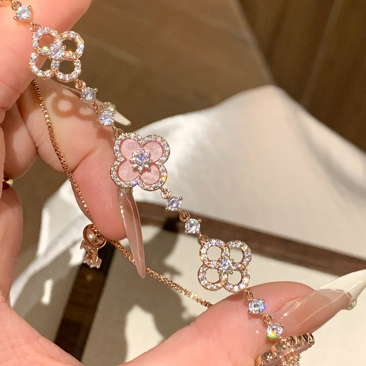 Pretty bracelet

A thread