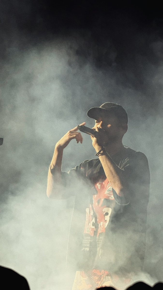 Relackssss's tweet image. 100% reason to remember the name