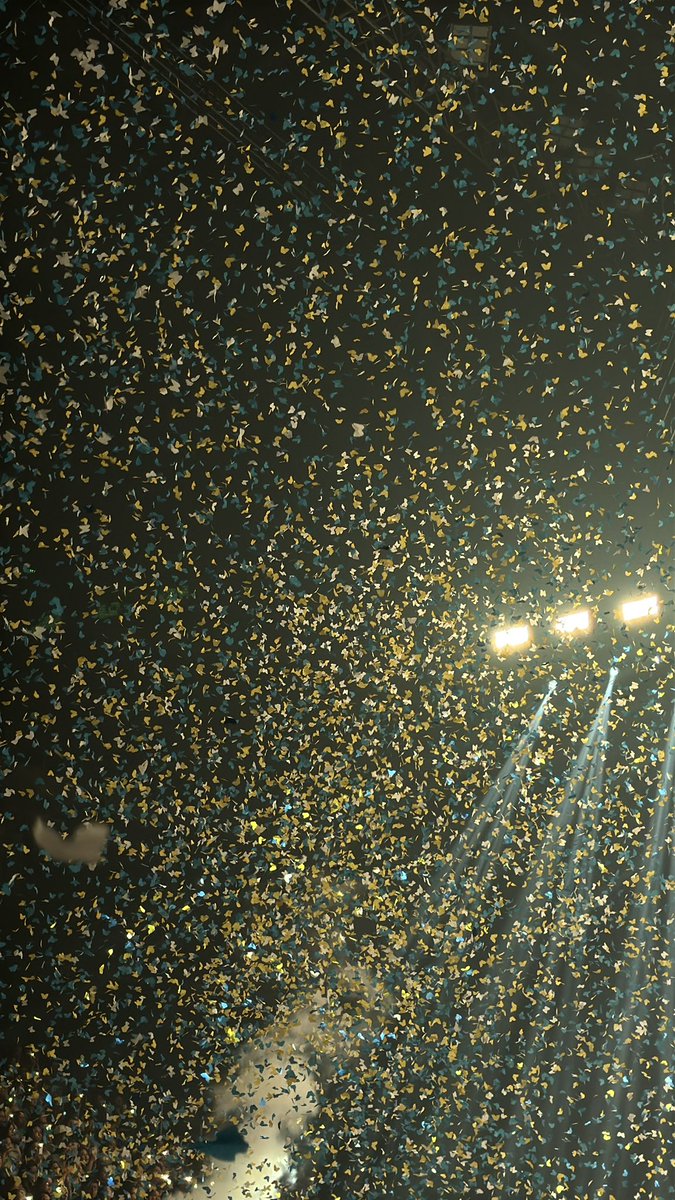 🦋

#The_DECADE_MANILA
#DAY6inManila
#TheDECADEinManila