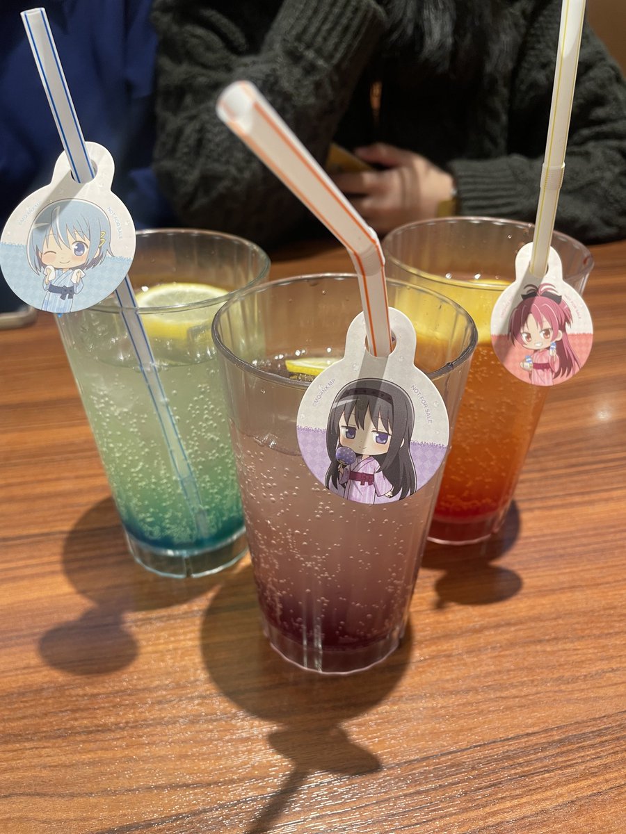 Akari_Ich's tweet photo. #ぽかぽかまどかマギカの湯　
コラボドリンク飲みましたー‼︎🥤 https://t.co/lWuVSZEIKT