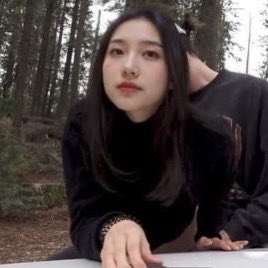 李诗雨 tweet media