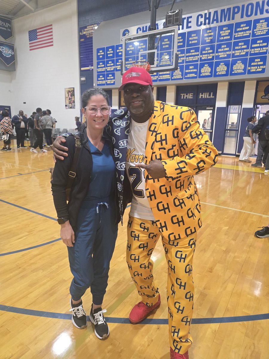 TOODLEBOYS's tweet photo. 🐐🏀💪💛💙🔥 THE #1 RIVALRY IN ALL SPORTS COTTAGE HILL CHRISTIAN -V- MOBILE CHRISTIAN 🔥💙💪🏀 #INSTANTCLASSIC COTTAGE HILL GOT THE BIG WIN AND I GOT MY PEOPLE WITH ME 💪💙🔥💛♥️😍#ALLMYFRIENDSAREMODELS 🥰😍🤩#GAMEDAYSTARTSWITHTHEFIT💪
#REPFORYOURKIDS🔥
#REPFORYOURSQUAD💯
#ALLMYFRIENDSAREMODELS😍