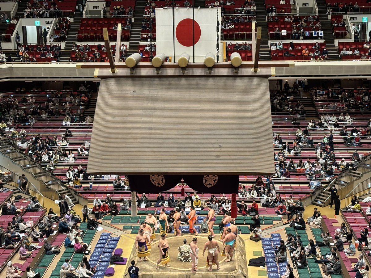 10日目。藤ノ川吹っ飛ばされたけど生の弾丸はすごい迫力でした。延原、幕下優勝おめでとうございます👏