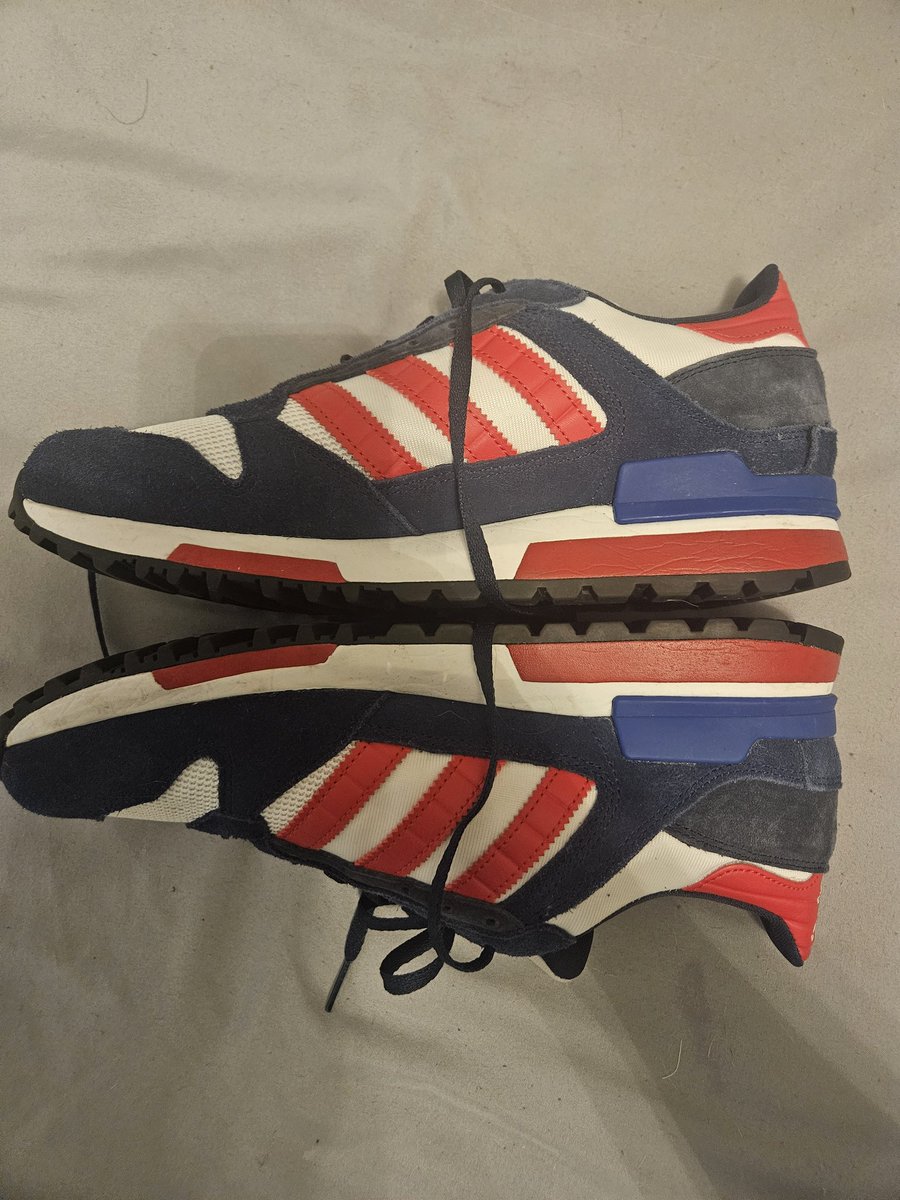 Jimcorinth's tweet image. Pair of Adidas ZX 600 for sale, 8.5. Need them gone to help fund my next pair. Worn once, not for me. £40 inc p&amp;amp;p. RT's, tags appreciated 🤞🙏💙🫶
#adidas #adifamily