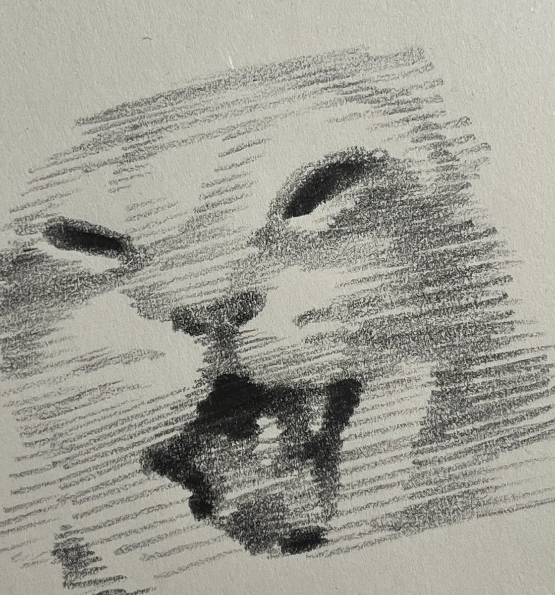 eueu185042's tweet image. 