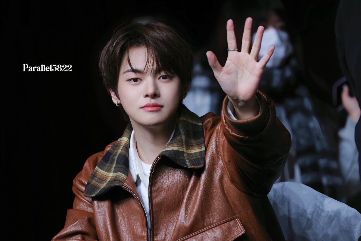 Parallel5822's tweet image. 260124 👋

#리오 #이리오 #LEO 
#ALPHADRIVEONE              #ALD1             
#알파드라이브원