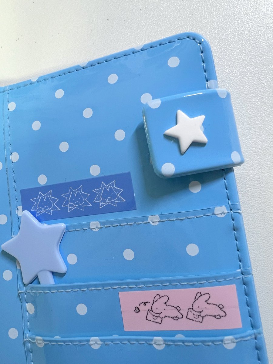 다이어리 새로 하나 장만. .