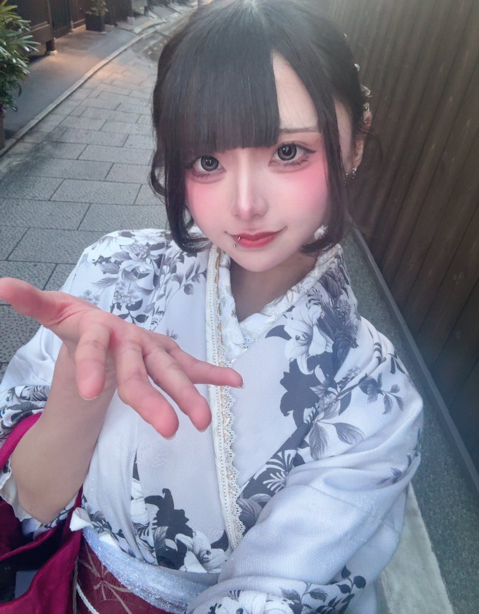 な ぎ 《LuvHz / ハウツー世界征服》 (@nagi_htwc2) / Posts / X