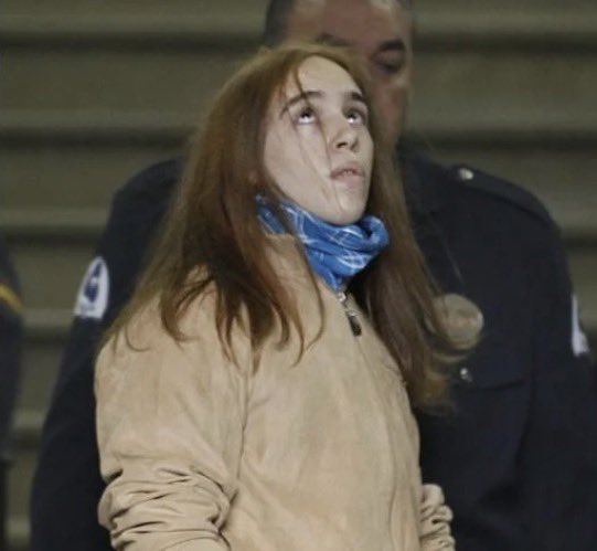 BarbaLight's tweet photo. 🔲 ➕ Hace 17 años que desapareció Marta del Castillo.
Su asesino que sepamos fue Miguel Carcaño.

Pero LOS QUE CALLAN y saben toda la verdad, mientras dejan a su FAMILIA sin poder enterrar a su hija, son FRANCISCO JAVIER DELGADO (Hermano de Miguel) y El CUCO y SU MADRE (amigos del mismo).