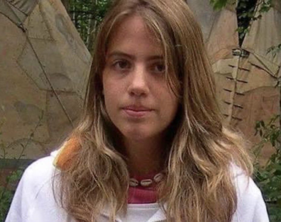 BarbaLight's tweet photo. 🔲 ➕ Hace 17 años que desapareció Marta del Castillo.
Su asesino que sepamos fue Miguel Carcaño.

Pero LOS QUE CALLAN y saben toda la verdad, mientras dejan a su FAMILIA sin poder enterrar a su hija, son FRANCISCO JAVIER DELGADO (Hermano de Miguel) y El CUCO y SU MADRE (amigos del mismo).