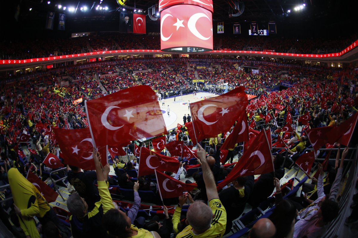 FBBasketbol's tweet image. 🇹🇷💛💙

#YellowLegacy #EuroLeague