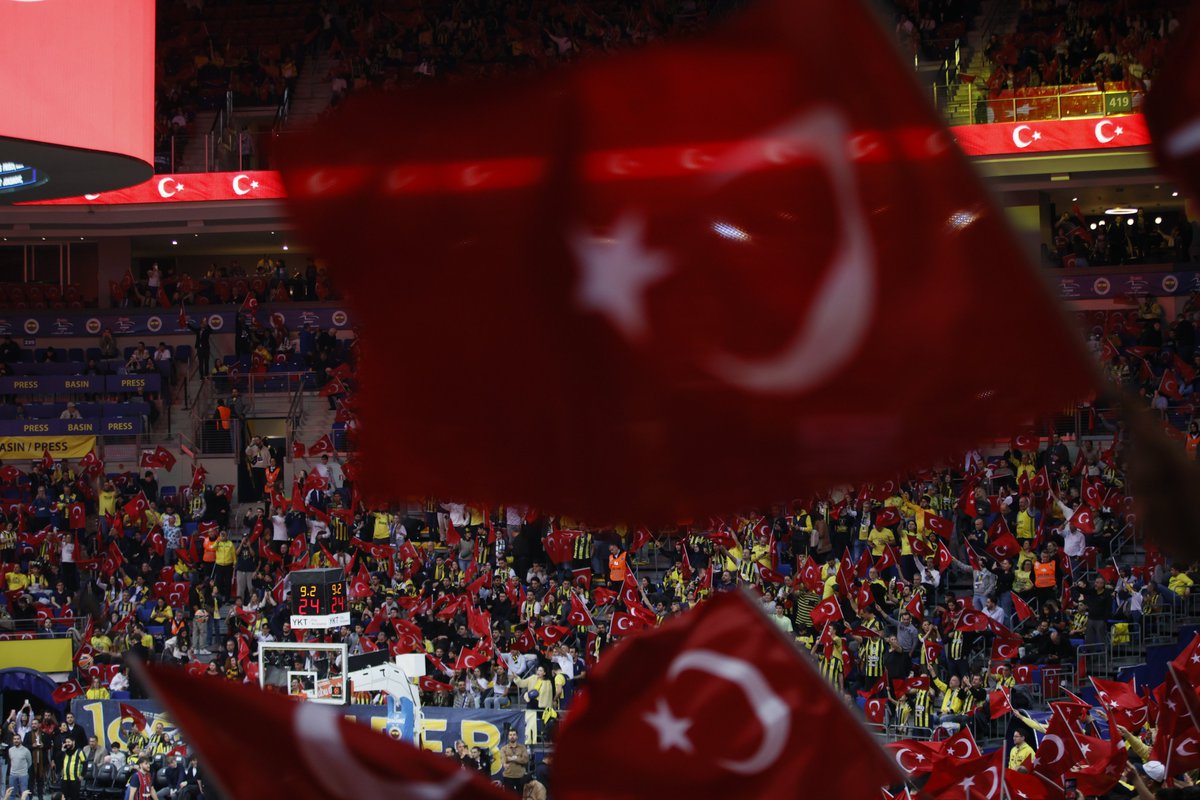 FBBasketbol's tweet image. 🇹🇷💛💙

#YellowLegacy #EuroLeague
