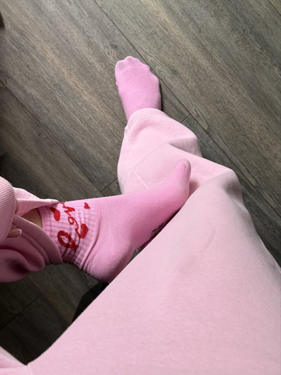 Germangirlnextdoor95 tweet media