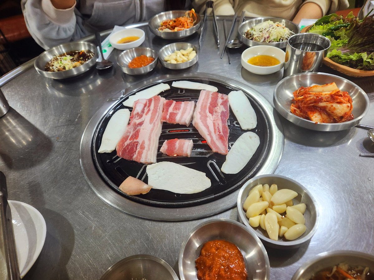 덕분에 .. 덕분에 ..♡

(감기 때문에 보름동안 조용히 지내다 부활 ~!!)

※ 스텝 모.집.중.