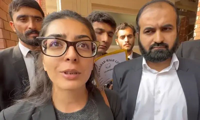 LegiMian's tweet photo. پوری قوم کو مبارک ہو
ان دونوں خنزیروں کو 10 دس سال کیلئے اندر واڑ دیا گیا ہے🔥🔥🔥 https://t.co/icXSctCeki