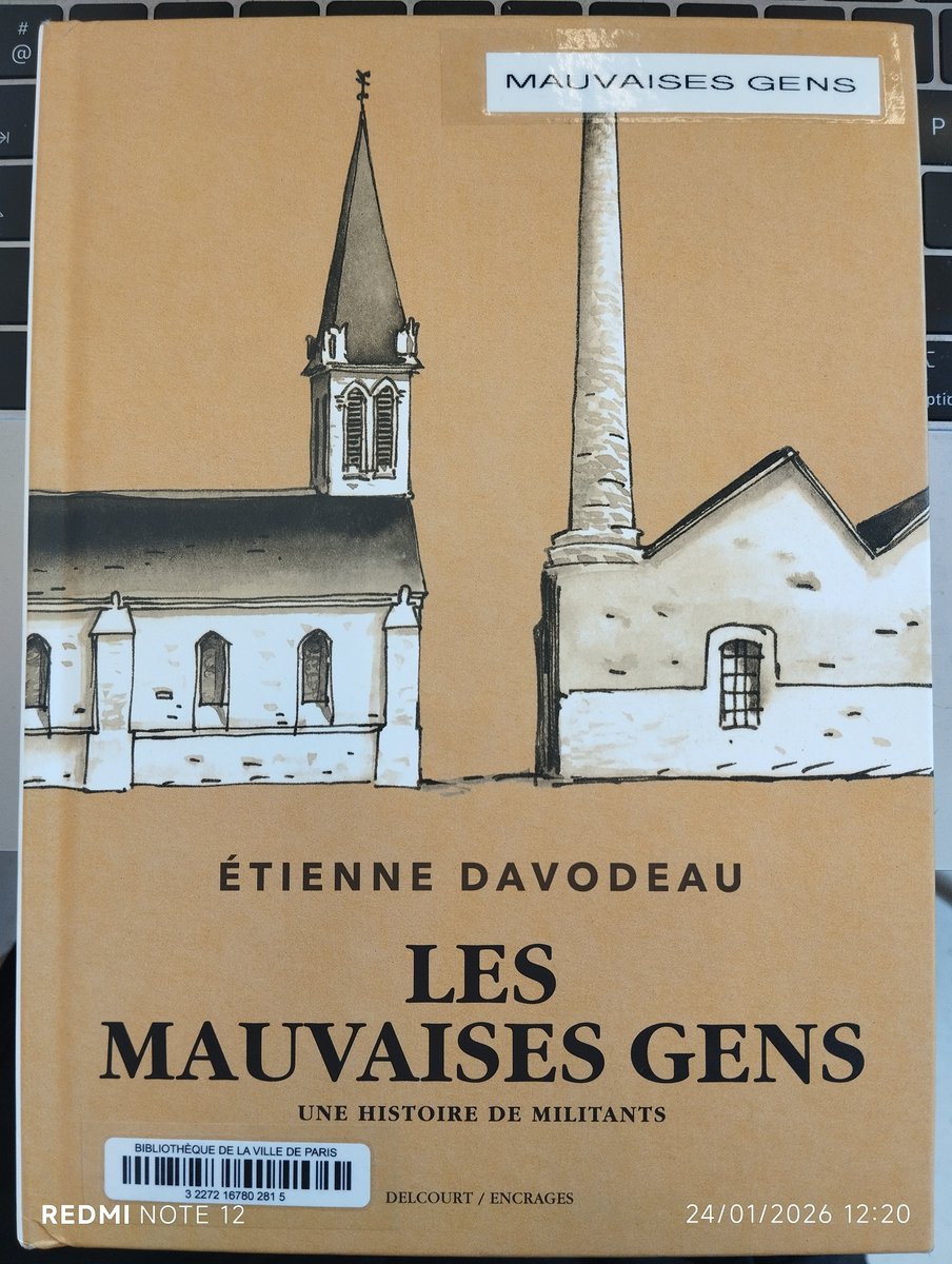 homoenverdad's tweet image. J'assiste avec bonheur aux #Nuitsdelalecture à la Médiathèque Virginia Woolf, sur le thème "Villes et Campagnes", avec 3 libraires qui nous partagent leurs coups de cœur littéraires. Notamment cette #BD 100% #Mauges, ma région de naissance! 😍

#Cholet #Davodeau #LesMauvaisesGens