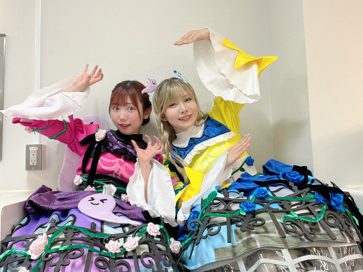 iRis_y_saki's tweet photo. い・っ・ぱ・い

いたずらした！！

けいさんした！！

たのしかったー！！

おしゃまトリックスさいこーう！！😈👻

#おしゃまトリックス
#プリプリライブ
#prichan 
#さきさまいにち2026

歩堂デヴィ/山北早紀 https://t.co/mLZI0DAREu