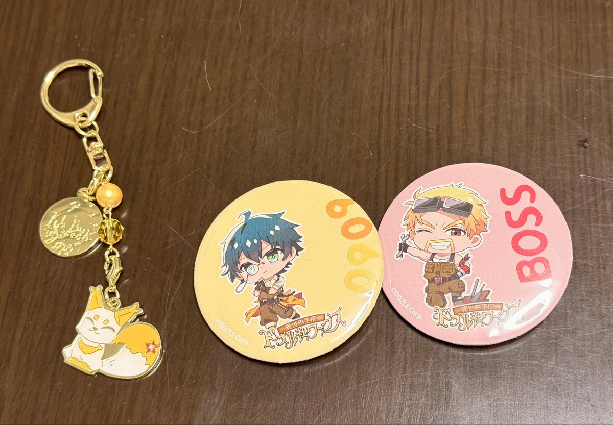 lichkuro's tweet photo. P'PARCOではぴだんぶいコラボ→ドズル社ワークス→ウェンディーズコラボと１日池袋に。財布の中は大変なことになったけど、エネルギーもらって帰ってきた。ワークスの工房は割と空いてて、今回はがっつりアクセサリー作って、壁紙も一通りゲットできた〜
#ドズル社ワークス https://t.co/UG4jpvcruF