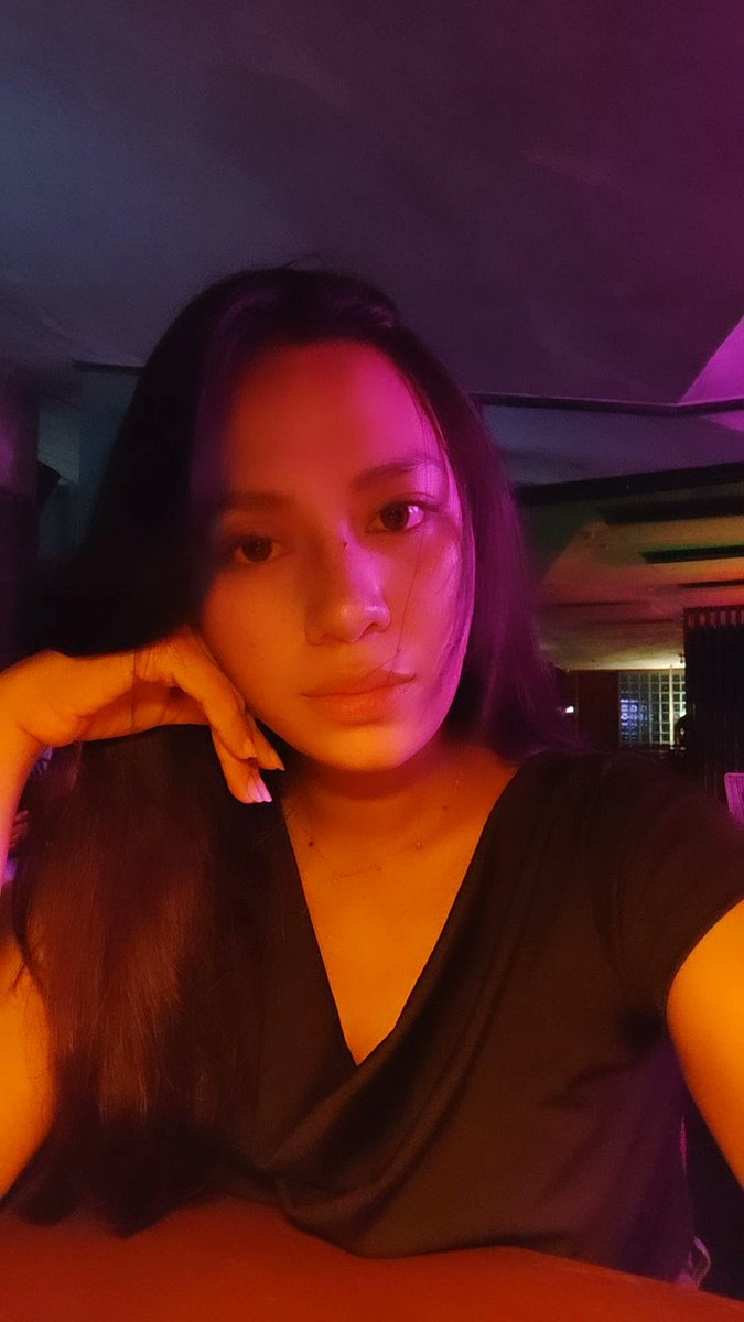 chataustria's tweet photo. 🍷🌃 https://t.co/KDfwUOeJhX