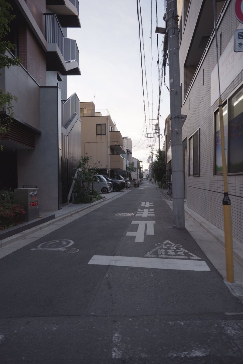 労働→急遽トラブルシュート→本番ワンオペ撮影のトリプルヘッダーなしとげたり
明日もガッツリ撮影だい
止まるんじゃねぇぞ