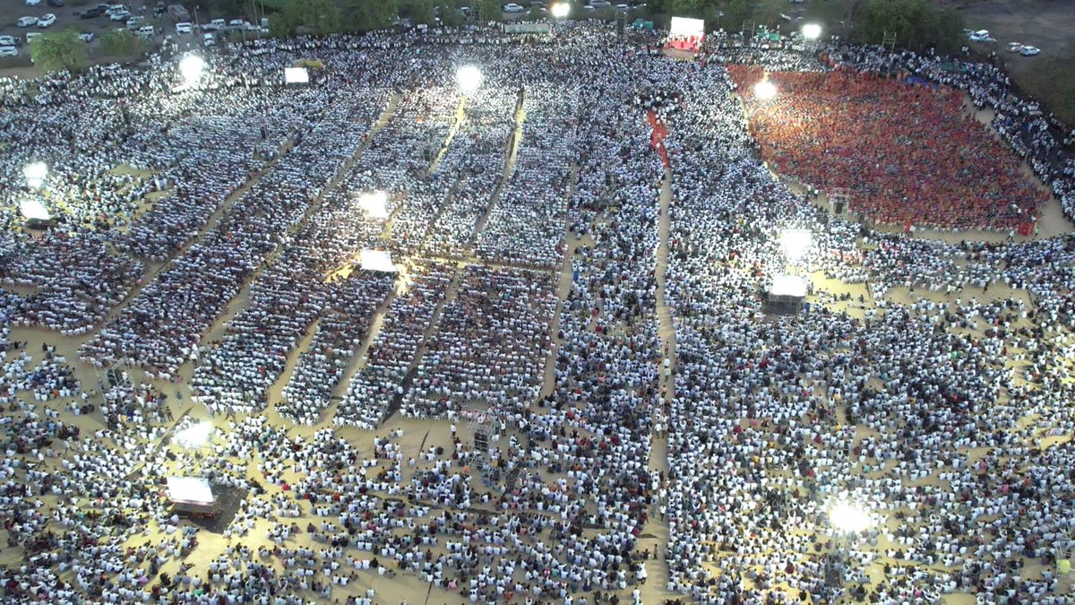 Times4India's tweet photo. At the moment, among GCs, only the kshatriya Rajput samaj has got the teeth to bite the tyrant ruling Power. There's no brahmin, vaishya or any GC community which has any outfit or leaders who can pull large crowds to rally for cause of their community against Govt. https://t.co/IlltcHMmXm