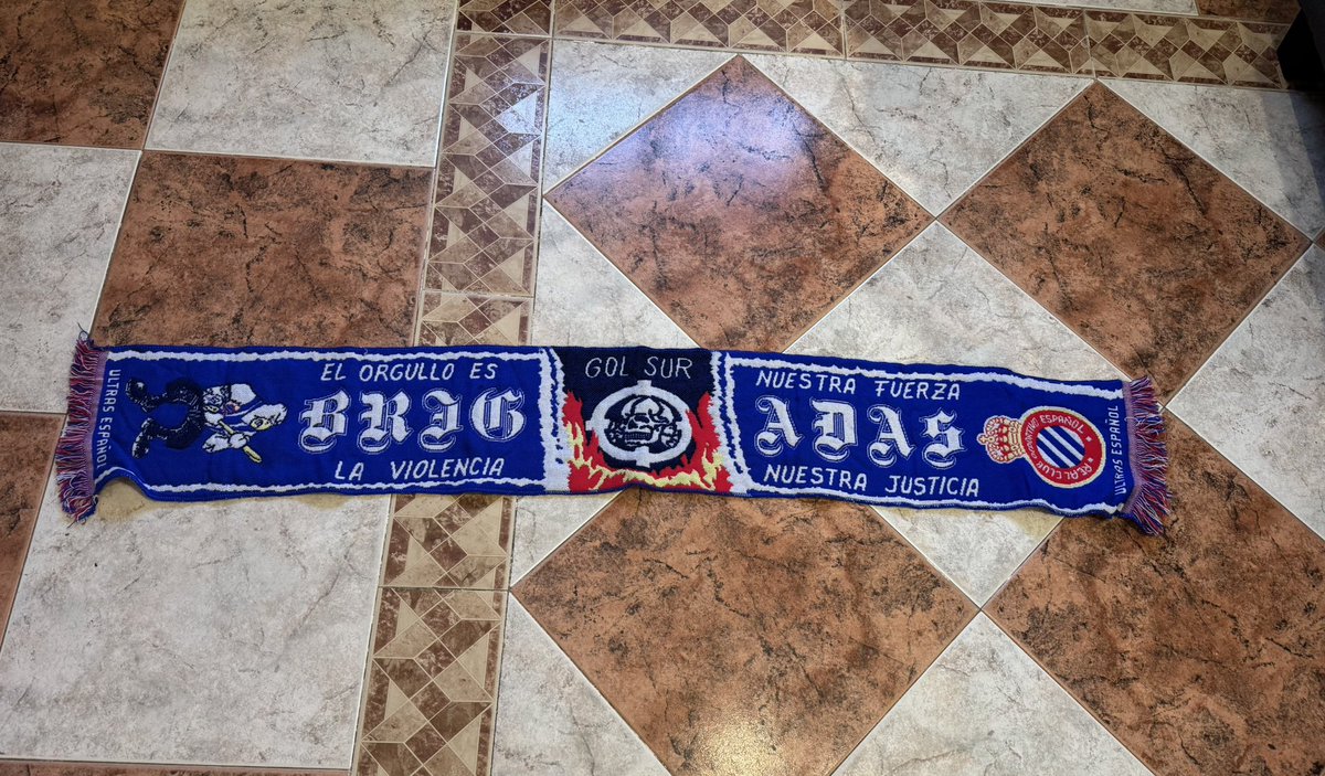Brigadas Blanquiazules.