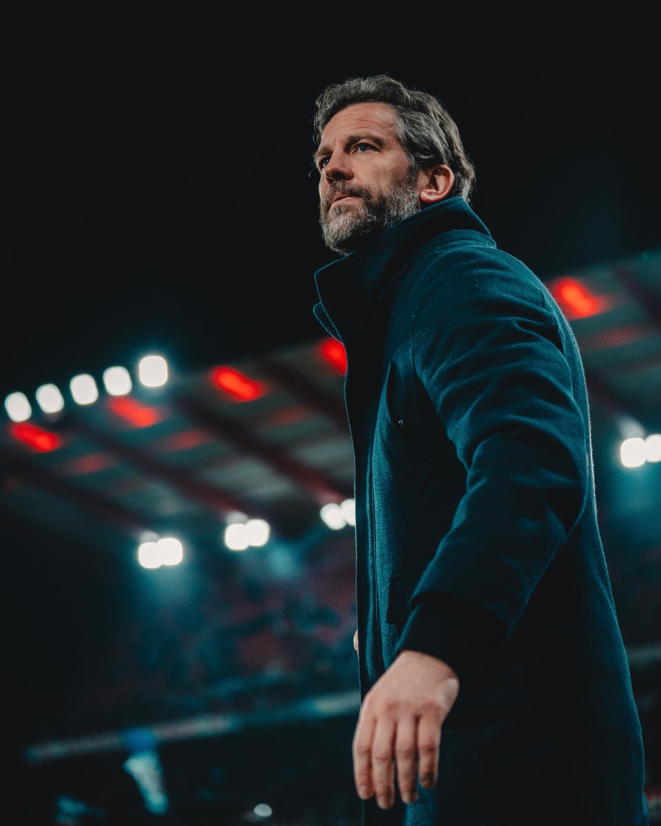 KAAGent's tweet image. 🎙️ "𝘿𝙞𝙩 𝙬𝙖𝙨 𝙣𝙞𝙚𝙩 𝙫𝙖𝙣𝙯𝙚𝙡𝙛𝙨𝙥𝙧𝙚𝙠𝙚𝙣𝙙"

👉 bit.ly/ReactiesSTAGNT