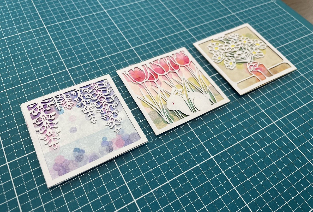 春を感じるミニ原画🌸
続々と咲いてます。
#切り絵