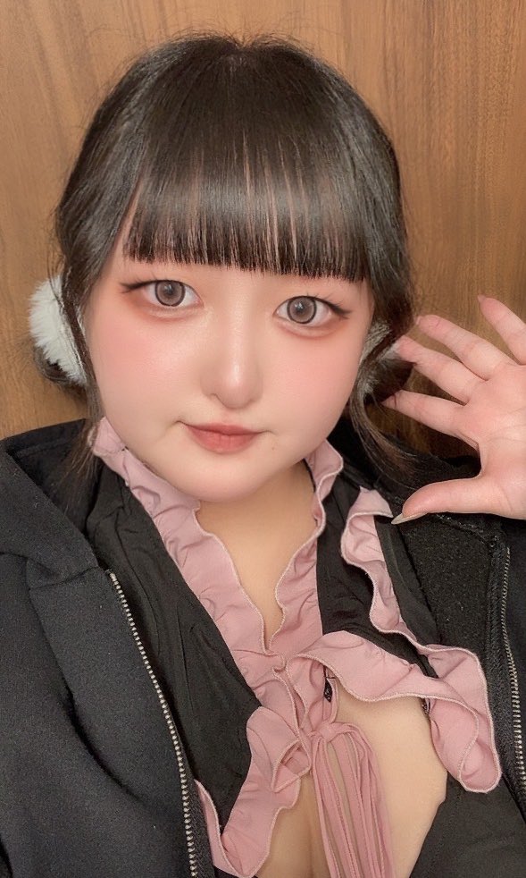 Post by ももな on X: いますっ🫶🏻