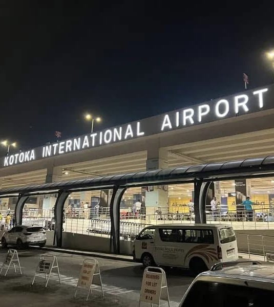 🇬🇭 Youssef Nkrumah, grandson of Ghana’s first President Kwame Nkrumah, has expressed disappointment over Kotoka International Airport’s name.

On his first visit to Ghana, he said he was confused and felt a sense of lost pride. He argued that airports worldwide are often named