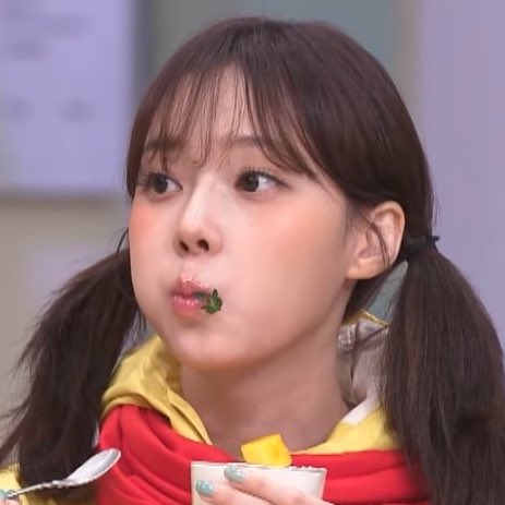 칼윈

대표이사x대딩 두번째 이야기

"언니! 두쫀쿠 먹어봤어?"
"그게 뭔데..."

이 MZ 연하 아내를 어찌하면 좋죠. 오늘도 어린 애샛퀴 대딩 부인 육아하느라 골이 아픈 이사님.