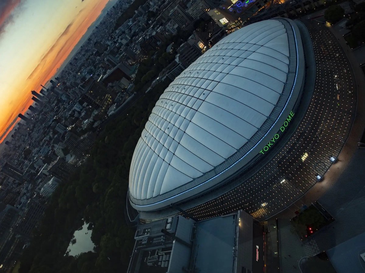 MayhemBallJapan's tweet image. 明日はいよいよ東京ドームにて "The Mayhem Ball" 4 DAYS の初日公演開催！💕🔥

実は #レディー・ガガ、東京ドームでの公演は初めて！🏟️

日本一有名かつ大規模のドーム会場での公演、新たな伝説が始まります！🔥

#TheMayhemBall #LadyGaga #レディー・ガガ #ガガ来日 #MayhemBallTokyo