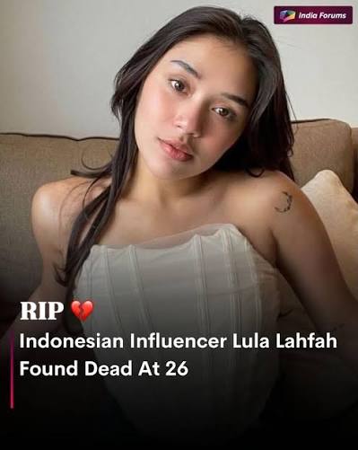 TajAnsari785696's tweet photo. Lula Lahfah Binti Muhammad Firoz is no longer among us.

At her grave, her mother’s cries broke the air, while Reza Arap stood frozen
silent tears revealing a love now lost.

The stillness of friends and the emptiness in a mother’s eyes said what words never could.

Some losses are too deep to be spoken.
May God grant her soul eternal peace.