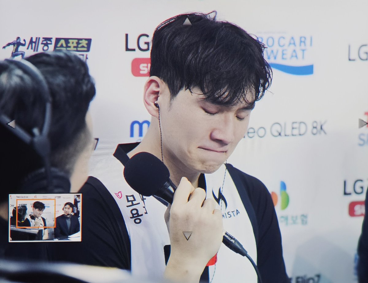 퇴근길에 울보!! 했더니 자기는 울지 않았대 다 연기고 자기는 연극영화과를 졸업했대
알겠어요 의왕사랑꾼 울보님아