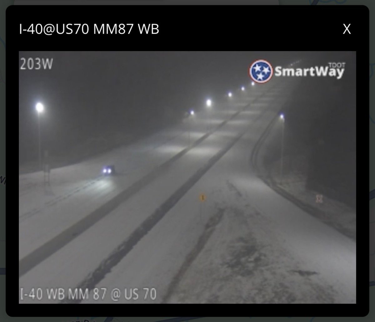 NicLawrenceTDOT's tweet image. ❄️Snow is falling in West TN! Be sure you are checking Smartway.TN.GOV for the latest road conditions! 
📷from @myTDOT cameras