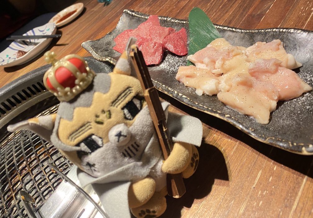 ちょっと遅れたけどおたおめ🎉🎉🎉
肉！！！

焼肉屋でホルモンばかり食べてしまった。
わし臓物が好きで

#フォゼ尾といっしょ