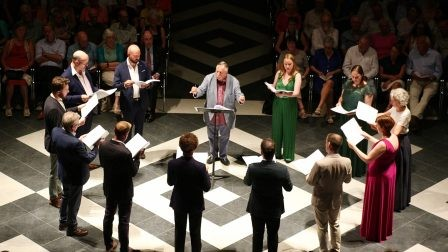 LEXNEWS's tweet photo. Lexnews  a écouté pour vous : "Paris 1200, l'École de Notre-Dame - Mardi 20  janvier 2026, Cathédrale Notre-Dame de Paris, Huelgas Ensemble, Paul Van  Nevel, direction. Chronique sur https://t.co/L5rASwBiUp https://t.co/b0uOGDbYGB