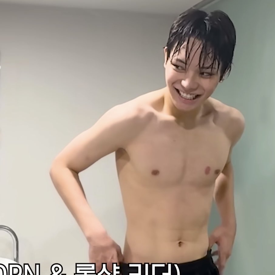 562shot's tweet image. 모르는사람을 위해..///