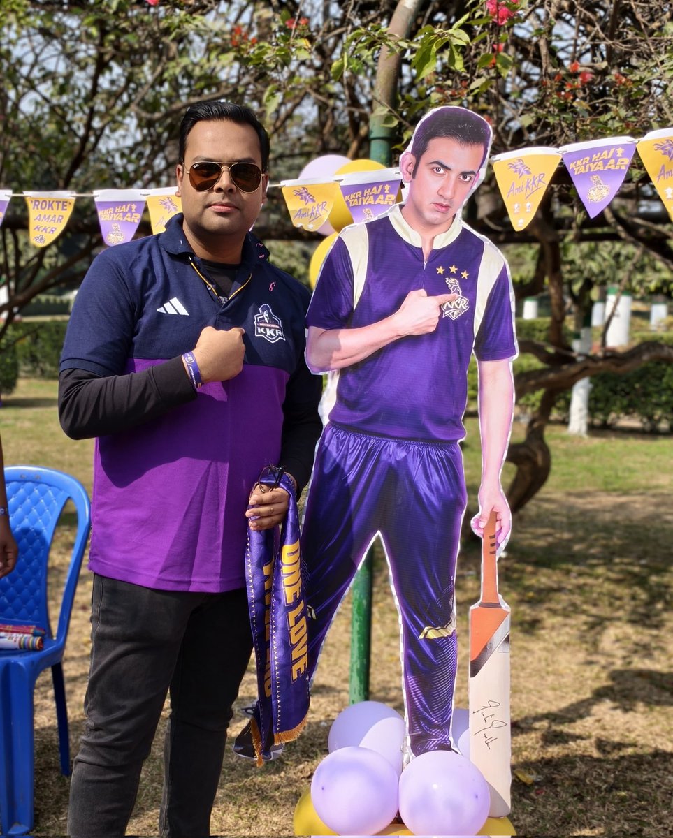 Rokte_Amarr_KKR's tweet photo. The man who taught us how to fight. Respect, GG ๐
#18YearsOfKKR | #RokteAmarKKR https://t.co/WSuAeDd3AC