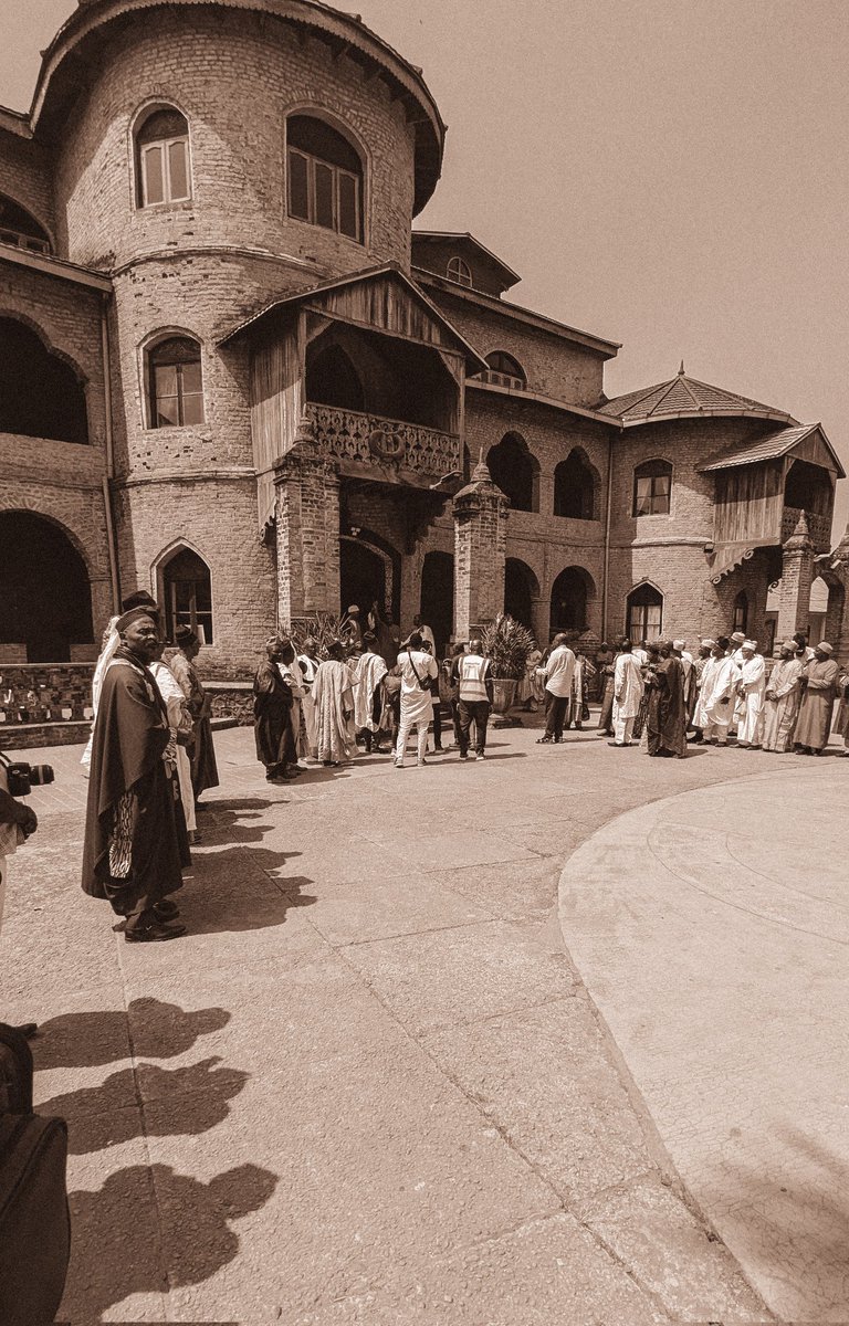 le__muss's tweet photo. Foumban kingdom
Shot with my phone 📱 
Edited on lightroom 

#foumban https://t.co/CnZ1xqaMHy
