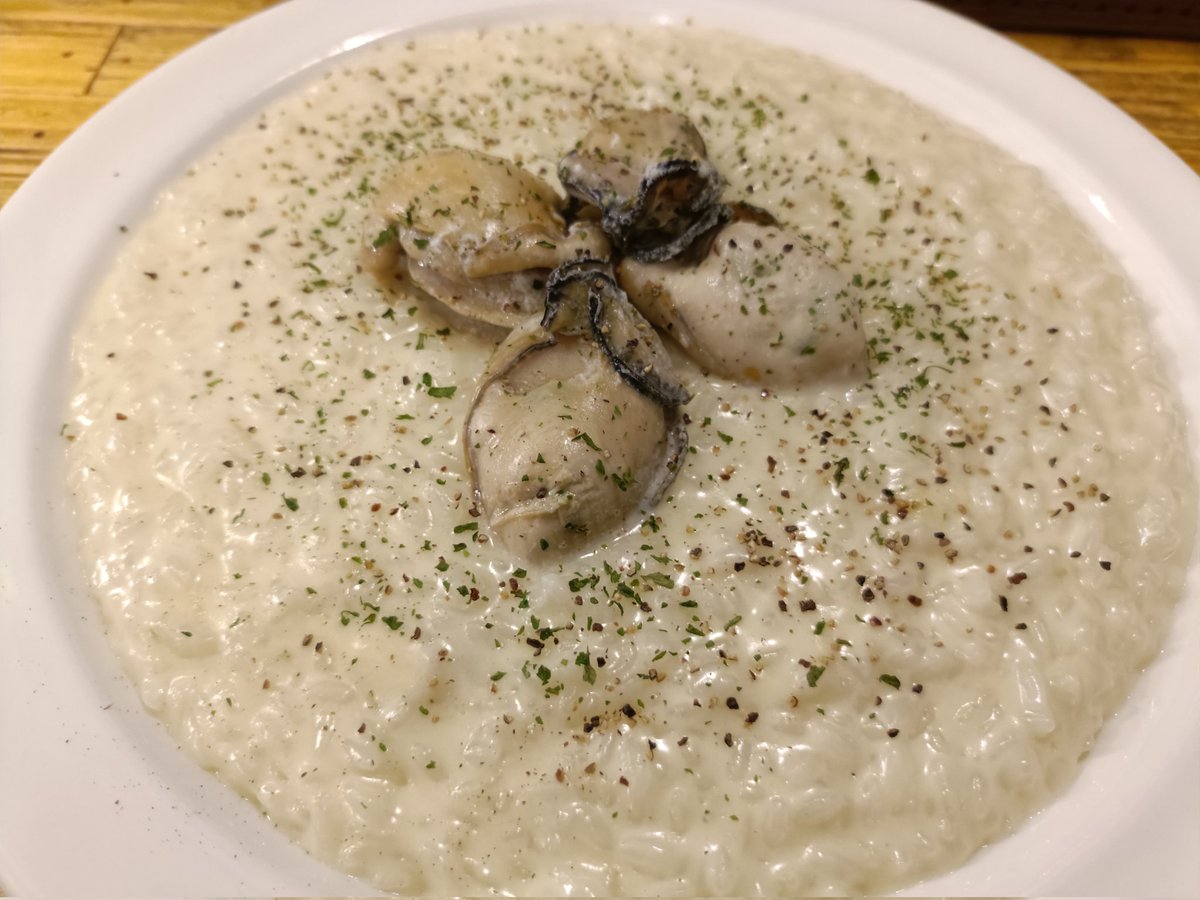 誕生日のお祝いに牡蠣とお肉食べてきたーーー!!!
美味しかった😍🍴