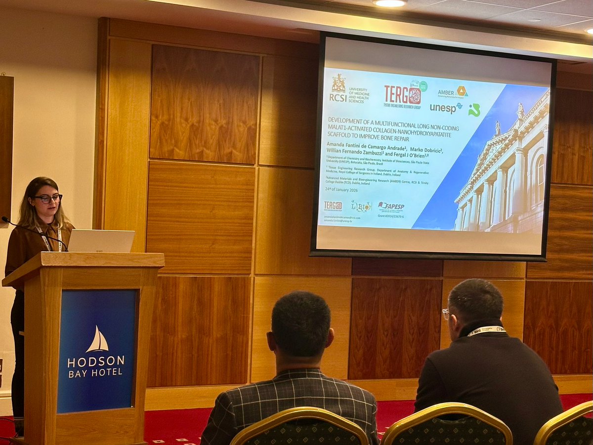 TissueEngDublin's tweet photo. Visiting PhD student Amanda Fantini presenting her research at Bioengineering in Ireland 2026 today! Amanda spoke about her research on the development of a multifunctional LncMALAT1-activated collagen-nanohydroxyapatite scaffold to improve bone repair. https://t.co/wauO2DE1ne