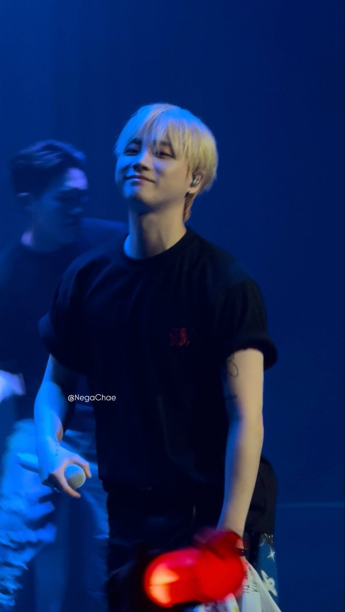 NegaChae's tweet photo. Finally saw you this close! Aaaaaacccck! 😭🫶
Cuteness and sexiness overload! 
@iKON_gnani_____ 

#JAY_207_ASIATOUR
#JAYinMANILA
#JINHWAN #김진환
#iKON #아이콘_감사합니다 https://t.co/ETxjCCAzs6